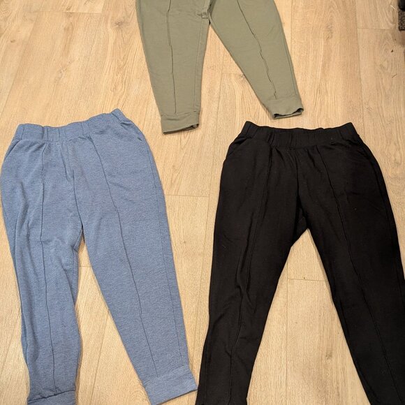 Cuddl Duds Comfortwear Joggers 3 Pairs Black, Green, and Blue- Size Small - Picture 1 of 5